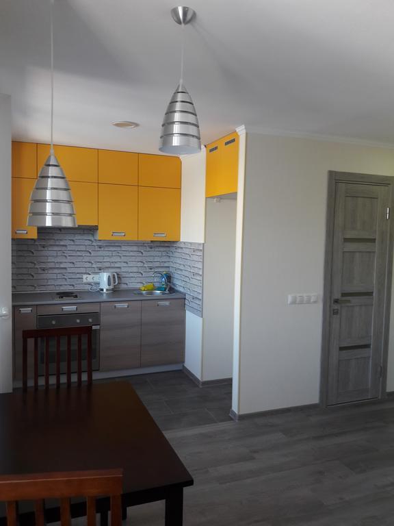 Apartmens Near Metalist Apartment คาร์คิฟ ภายนอก รูปภาพ